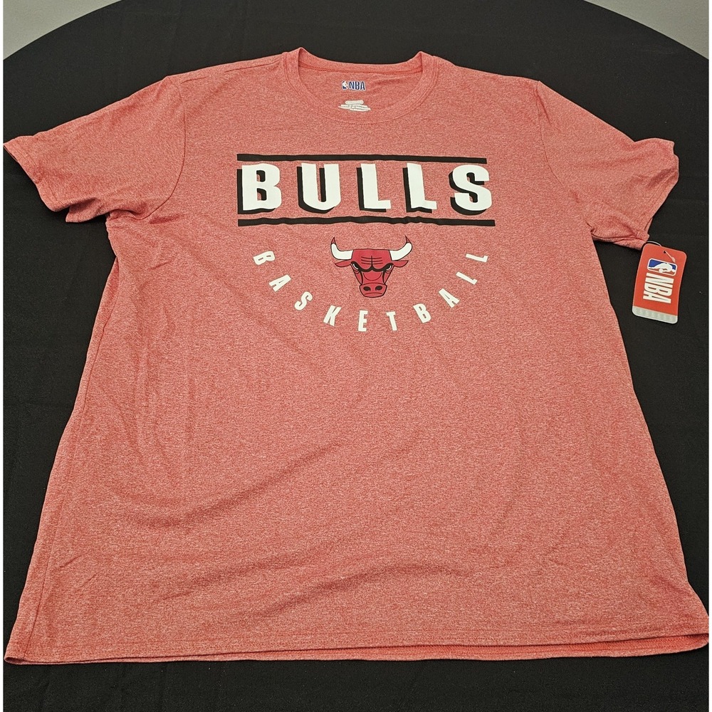 Chicago Bulls NBA‎ Fanatics Mens T-Shirt Size XL. NWT 100% Polyester
